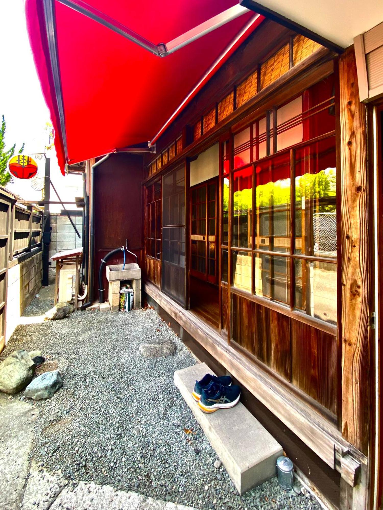 Okiya Guest House & Tapas Bar Kiryu Esterno foto